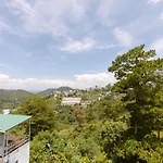 Coca Homestay