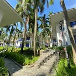 L\'Azure Resort And Spa
