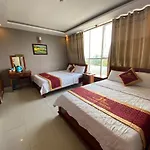 Golden Hotel