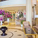 Holiday Beach Hotel Danang
