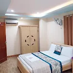 Td Luxury Hotel