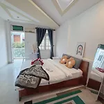 Romance Hotel