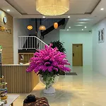 Green Hotel