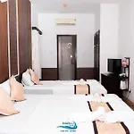 Malibu Resort