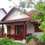 Hong Bin Bungalow
