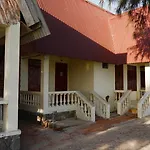 Khach San Ca Na