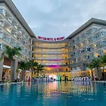 Duy Tan Quang Binh Hotel & Resort