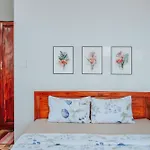 Nha Nghi Phong Quynh - Dao Phu Quy