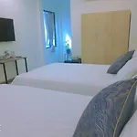 Anh Duong Homestay - Coastal Stop - Just 2 Mins Walking To Eo Gio