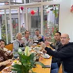 Cat Ba Central Homestay