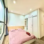 5 Star 2 Bedroom Apartment Apt In Vinhomes Near Marriott And Keangnam