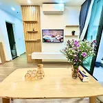 5 Star 2 Bedroom Apartment Apt In Vinhomes Near Marriott And Keangnam