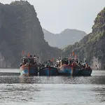 Lan Ha Floating Homestay