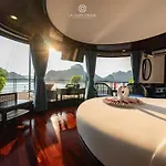 La Casta Cruise