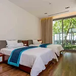 Deluxe Beach Villas By Danatrip