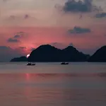 Hung Long Harbour Hotel