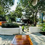 Vida Loca Sunset Beach Resort