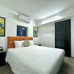 Hanoi Elpis Hotel
