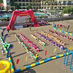 Hon Rom Central Beach Resort