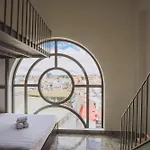 Ttr Midtown View Hotel