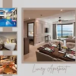 Luxury Apartment With Ocean View - 1 Minute To Beach