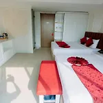 Dezon Hotel