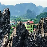 Trang An Mountain View Homestay