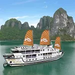 Paradise Peak Cruise