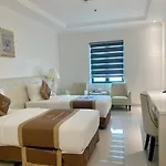 Canh Hung Palace