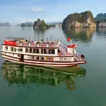 Cozy Bay Cruise