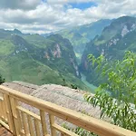 Ma Pi Leng Ecolodge