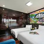 Halong Fantasea Cruise