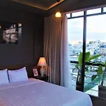 Oasis Hotel & Apartment