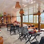 Ha Lu Homestay