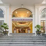 Tan An Palace