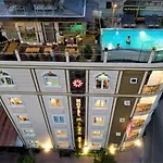 Milan Corner Hotel