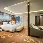 Cua Dong Luxury Hotel