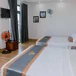 Khách sạn Hoàng My
