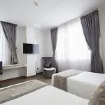Acnos Grand Hotel