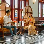 Grand Fleuve Boutique