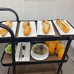 Louis Mo Apartment