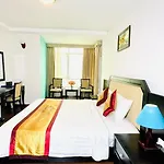 Sea Pearl Cat Ba Hotel