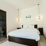 Dragon Bay Hotel