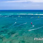 Phi Kite School
