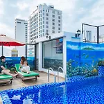Azura Gold Hotel & Apartment