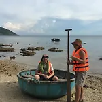 Cham Island Homestay Lau Thu