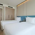 Homestay A La Carte 811 Ha Long