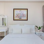 Aria Vũng Tàu - Căn hộ nghỉ dưỡng có hồ bơi sát bãi biển riêng miễn phí