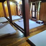 Nam Pe Homestay