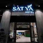 Satya Da Nang Hotel Han Market